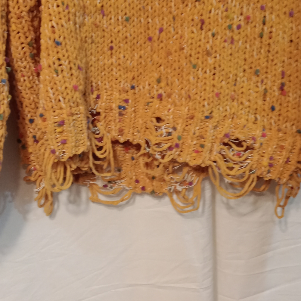 124 Pol Confetti knitted mustard distress sweater with bubble sleeves size S✔️ - Picture 4 of 10